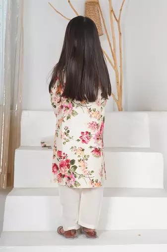 White floral printed chanderi kurta set