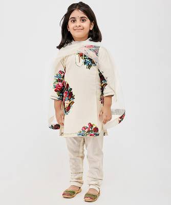 White floral printed chanderi kurta set 1