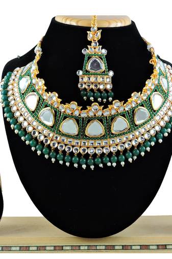 Green designer function wear ad necklace set