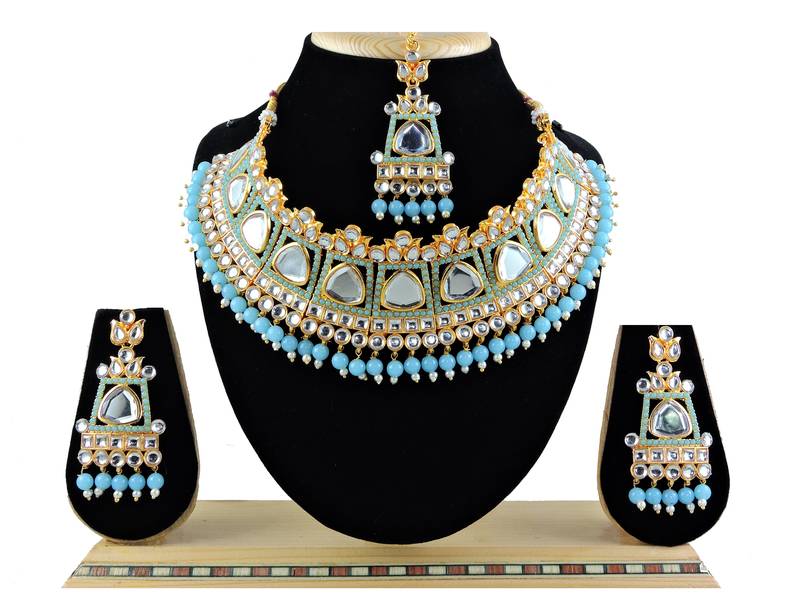 Turquoise designer function wear ad necklace set