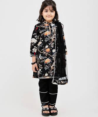 Black floral printed chanderi kurta set 1