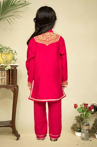 Pink embroidered chanderi kurta set