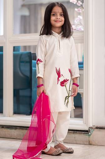 White floral printed chanderi kurta set