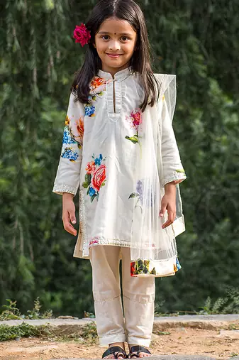White floral printed chanderi kurta set