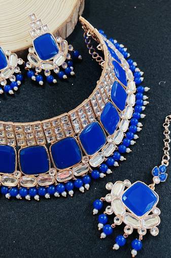 Blue designer function wear ad necklace set