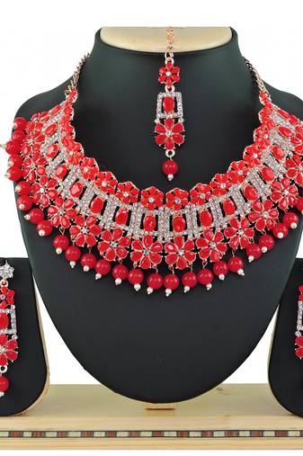 Red designer function wear ad necklace set