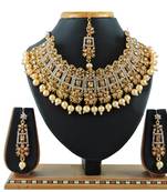 Multicolor designer function wear ad necklace set