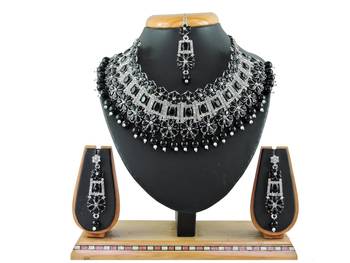 Black designer function wear ad necklace set 1