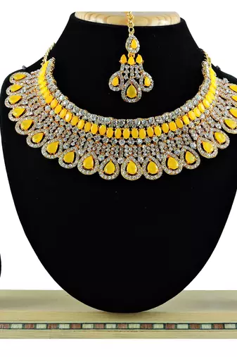 Yellow designer function wear ad necklace set