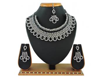 Black designer function wear ad necklace set 1