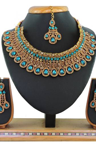 Turquoise designer function wear ad necklace set
