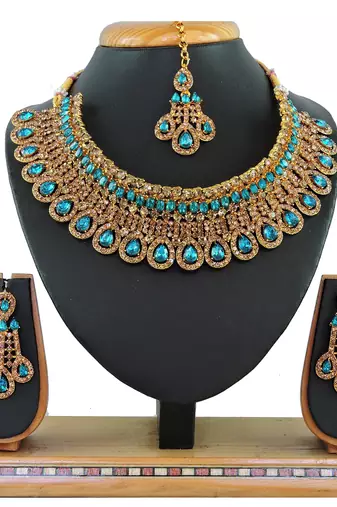 Turquoise designer function wear ad necklace set