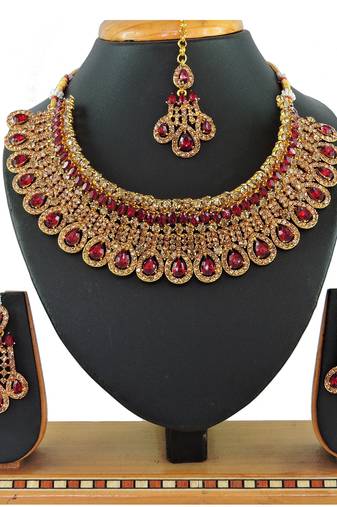 Maroon designer function wear ad necklace set