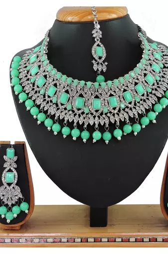Green designer function wear ad necklace set