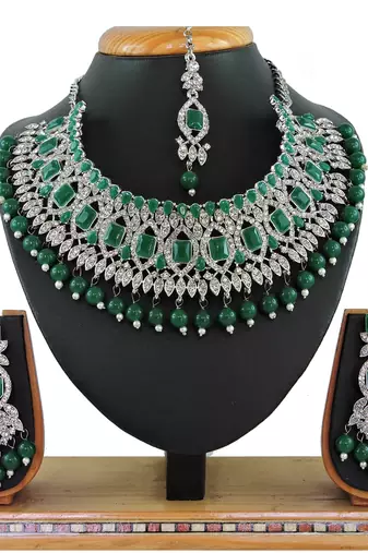 Green designer function wear ad necklace set