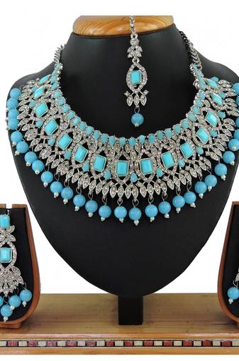 Turquoise designer function wear ad necklace set