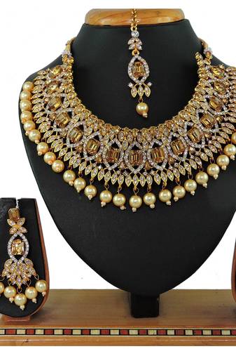 Multicolor designer function wear ad necklace set