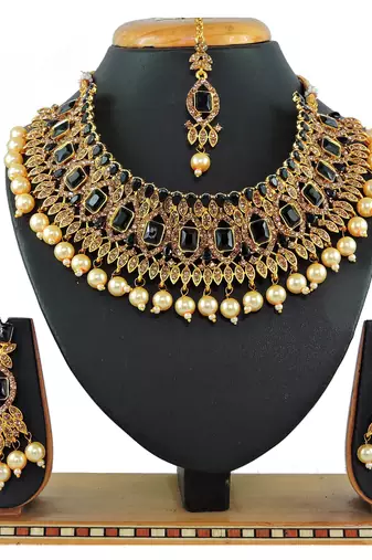 Black designer function wear ad necklace set