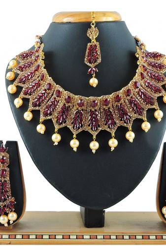 Maroon designer function wear ad necklace set