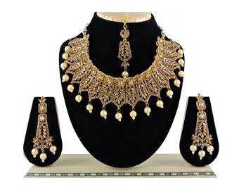 Gold designer function wear ad necklace set 1