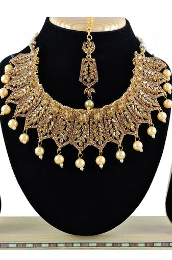 Gold designer function wear ad necklace set