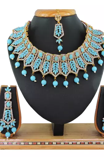 Turquoise designer function wear ad necklace set