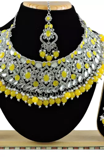 Yellow designer function wear ad necklace set