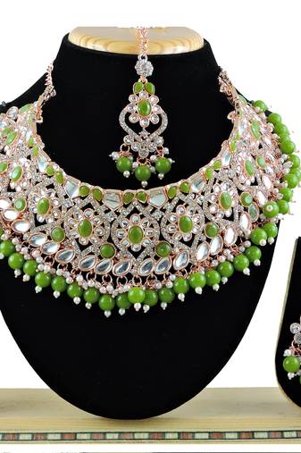 Green designer function wear ad necklace set