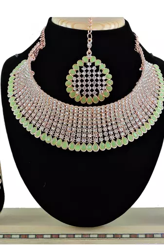 Multicolor designer function wear ad necklace set