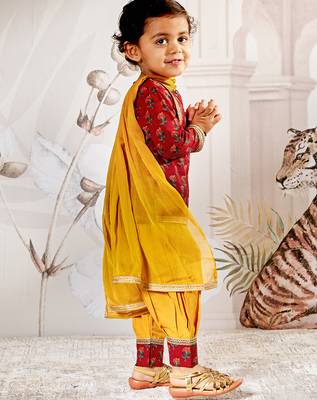 Girl's traditional raksha bandhan outfit - red cotton kurta patiala set with dupatta floral print for festival wear 4