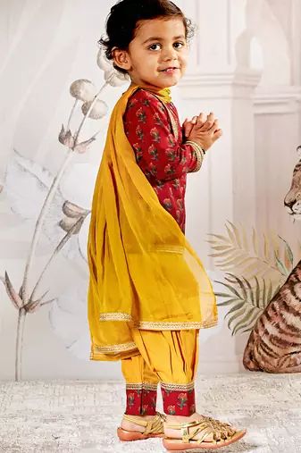 Girl's traditional raksha bandhan outfit - red cotton kurta patiala set with dupatta floral print for festival wear
