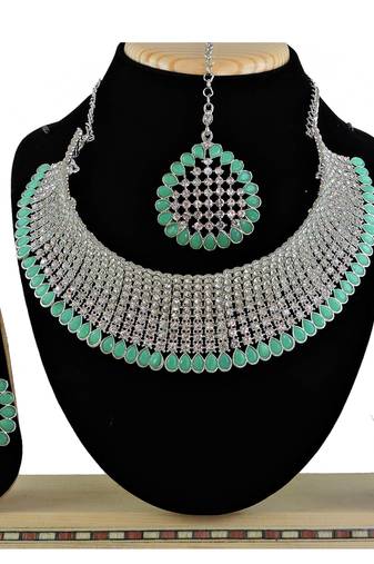 Green designer function wear ad necklace set