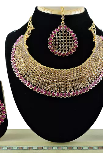 Multicolor designer function wear ad necklace set