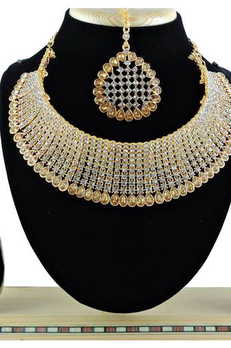 Multicolor designer function wear ad necklace set