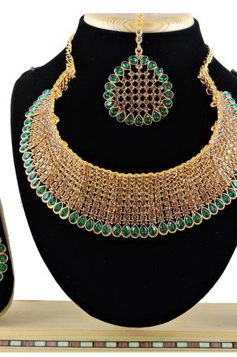 Green designer function wear ad necklace set