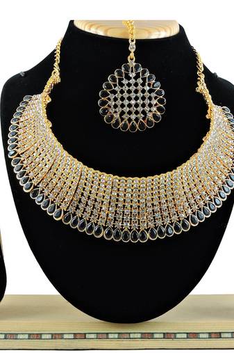 Black designer function wear ad necklace set