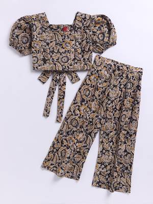 Girl's summer cotton clothing set - black kalamkari block print crop top with wide leg pants for casual wear 2