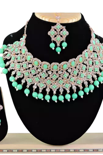 Green designer function wear ad necklace set