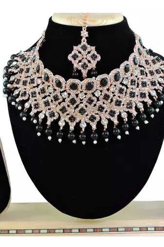 Black designer function wear ad necklace set