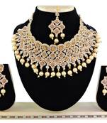 Multicolor designer function wear ad necklace set