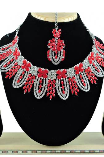 Red designer function wear ad necklace set