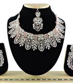 Multicolor designer function wear ad necklace set