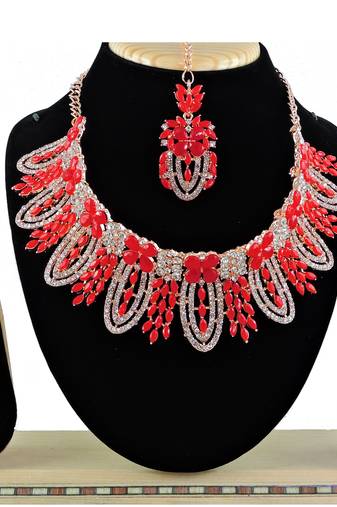 Red designer function wear ad necklace set