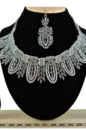 Grey designer function wear ad necklace set