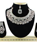 Multicolor designer function wear ad necklace set