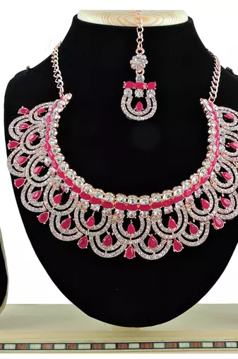 Red designer function wear ad necklace set