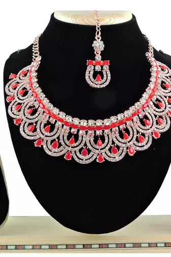 Red designer function wear ad necklace set