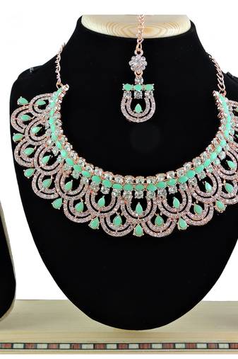 Green designer function wear ad necklace set