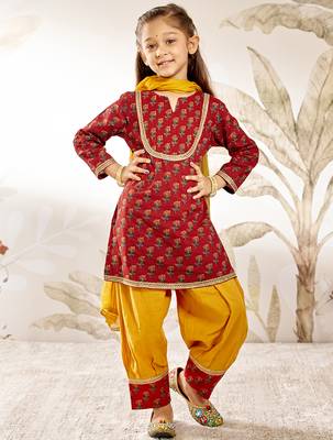 Girl's traditional raksha bandhan outfit - red cotton kurta patiala dupatta set with floral print for festival wear 1
