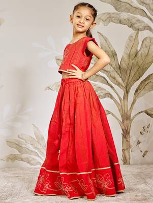 Girl's Traditional Red Silk Lehenga Set with Thread Embroidery and Gold Dupatta for Wedding Party Wear (22-30) 4